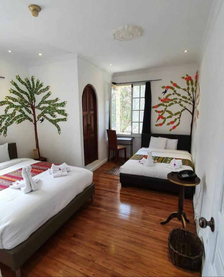 Hotel Boutique Spa Villa De Sant Quito Eksteriør billede